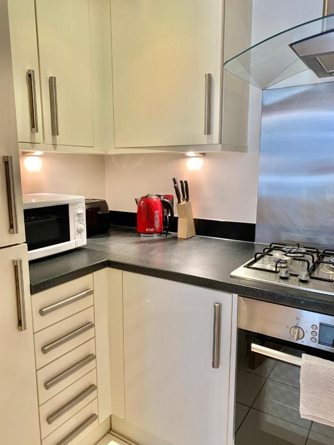 An Entire 2Beds, 2Bathrooms, Free Wifi, Free Parking, Risinghurst, Oxford Eksteriør bilde