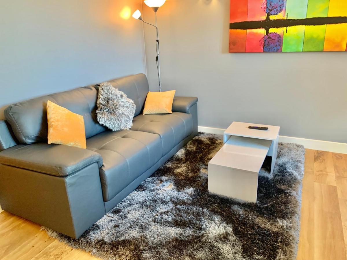 An Entire 2Beds, 2Bathrooms, Free Wifi, Free Parking, Risinghurst, Oxford Eksteriør bilde